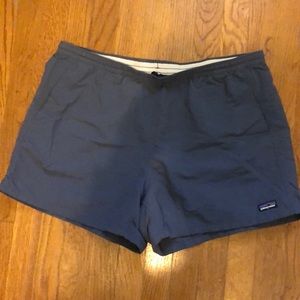 Women’s Patagonia baggies.